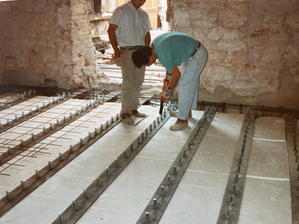 1990 - Al passo con i tempi